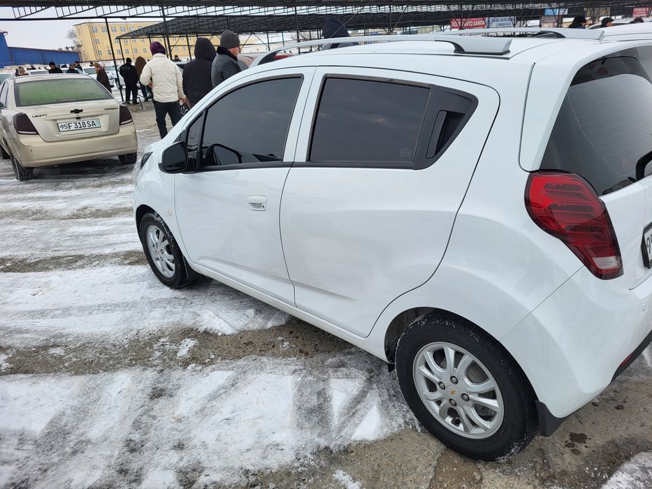 Спарк 2022 год автомат евро 4 метан