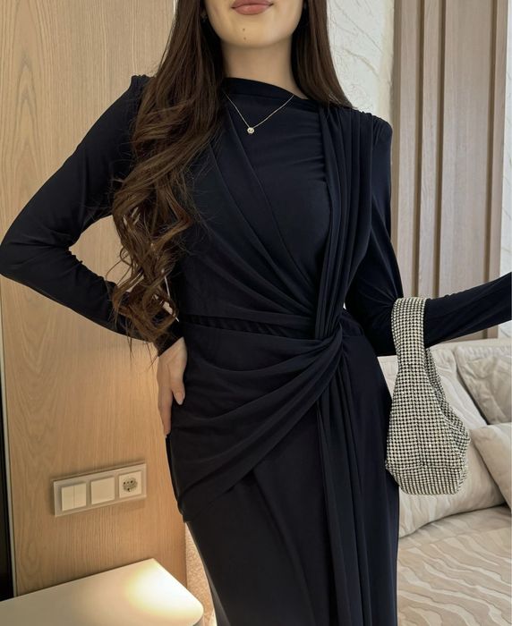 Черные платье футляр