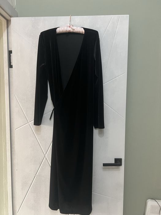 платья 48-50,блейзеры и рубашки,