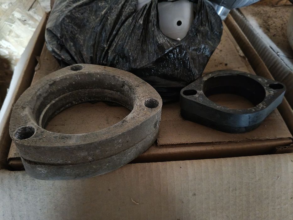 Продам амортизаторы subaru legasy