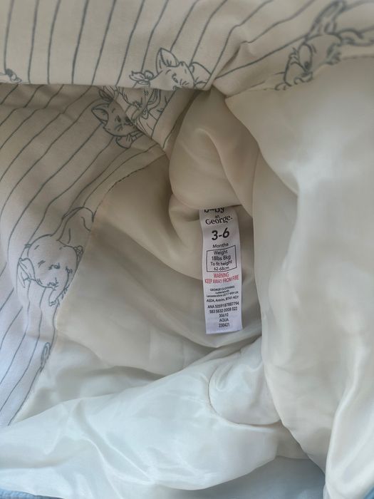 Космонавти на английски марки