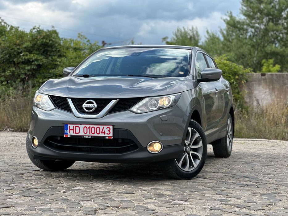 Nissan Qashqai 2WD*benzina*af.2018 luna 02*navigatie*factura+fiscal si nr.rosii