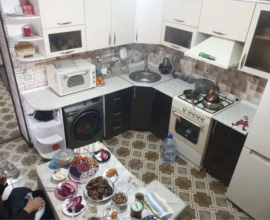 Продаётся двухэтажный  дом в центре в Мирабадском районе на Саракульке