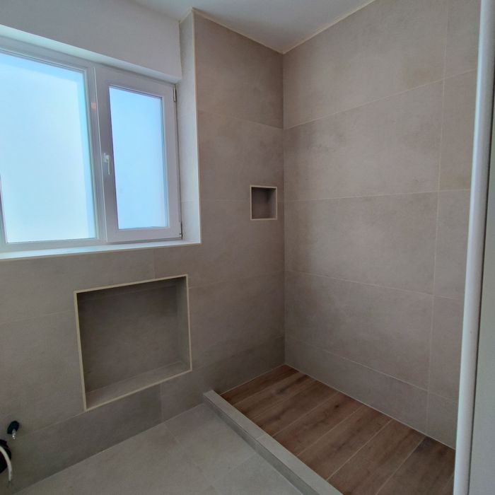 Renovări Băi • Gresie & Faianță • Terase • Scări