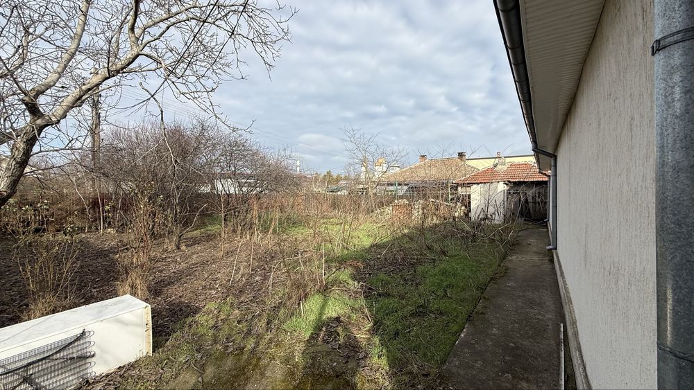 De Vanzare Teren+Casa
