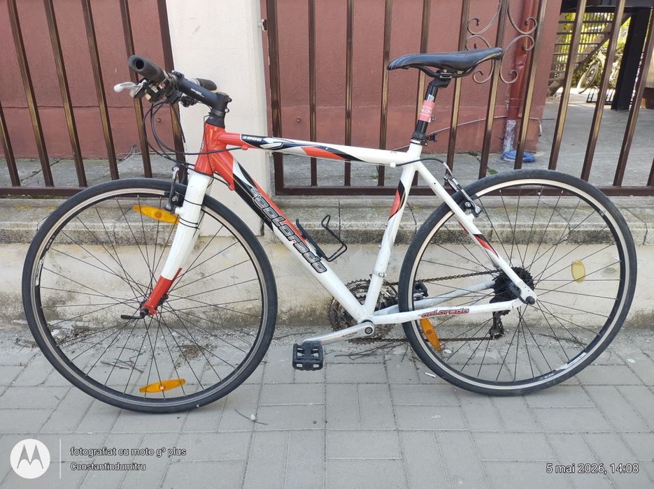 Bicicletă / cursieră