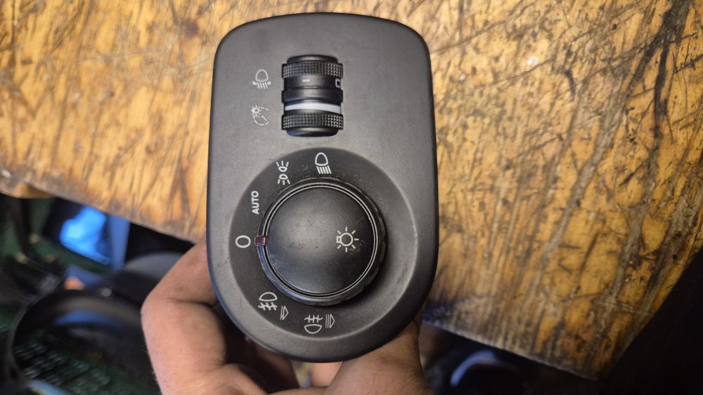 Ключ Фарове за Сеат Леон 1P  2005- 2009г