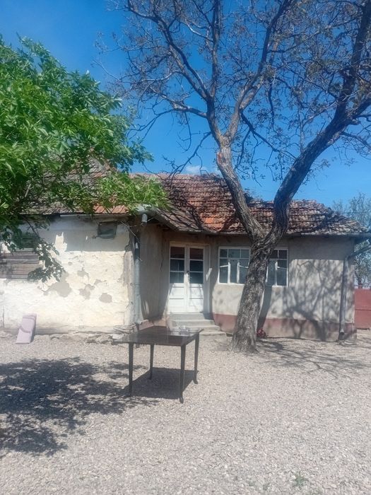 Casa de vanzare cermei
