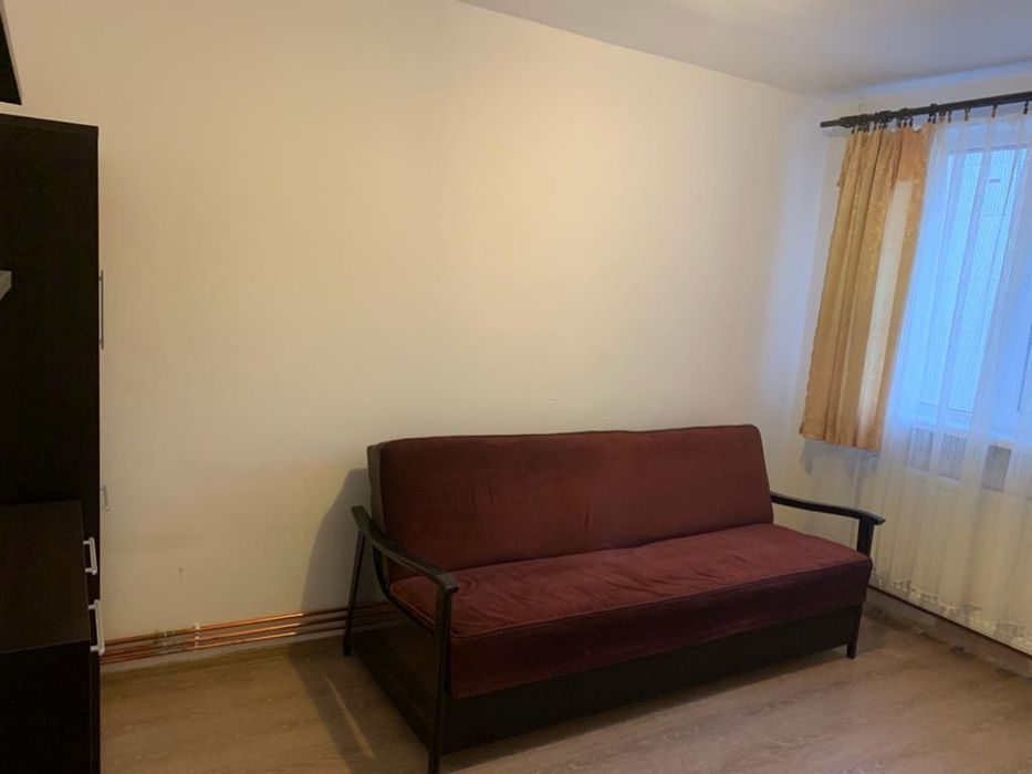 Apartament cu doua camere de inchiriat etaj 1 Ady Endre nr 32!