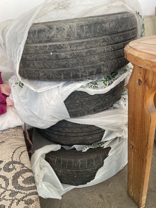 Шины летние ,в отличном состоянии!