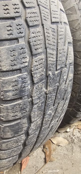 Срочно Продам  шины
