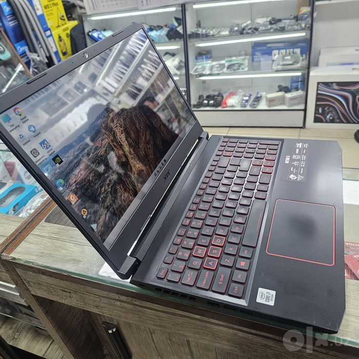 Acer Nitro 5 Core i7 + GTX 1650