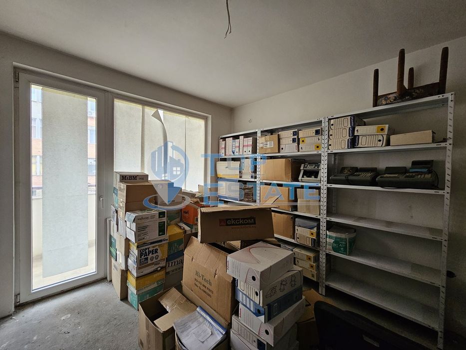 Продава се Тристаен апартамент в Велико Търново, Център - 105 кв.м за 1715 €/кв.м - Снимка #5