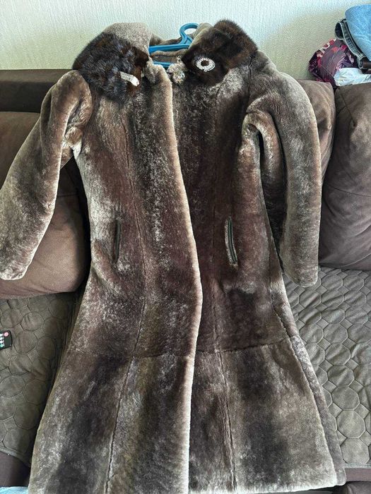Продам шубу б/у, разм. 48