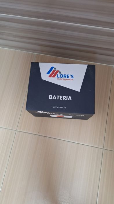Vând un sistem de dus și o baterie