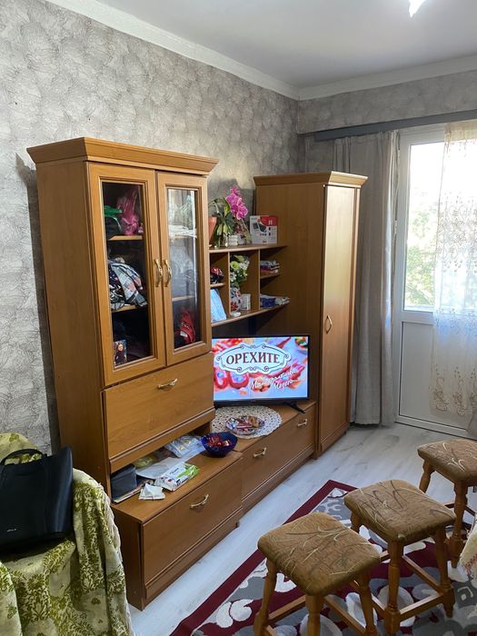 Апартамент в Етрополе обзаведен,слънчев на 4/ти етаж с асансьор.