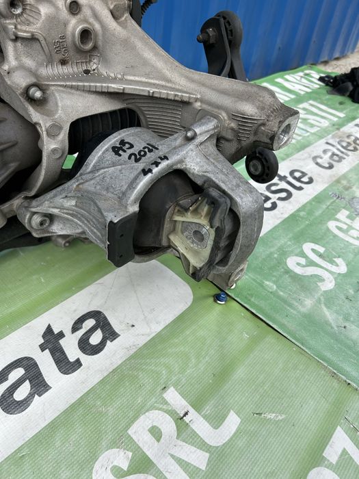 Tampon motor stânga Audi A5 2.0 Tdi Mild Hybrid Quattro 2021