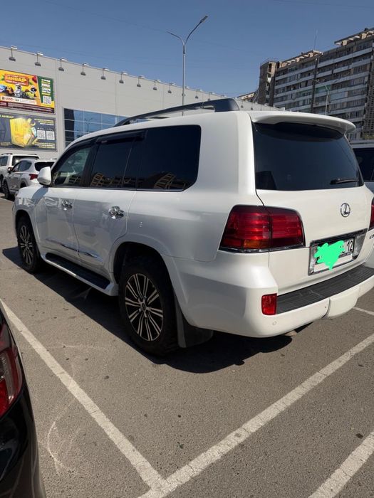 Продам машину или обмен на квартиру