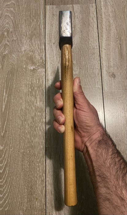 Vând toporaș forjat, STUBAI