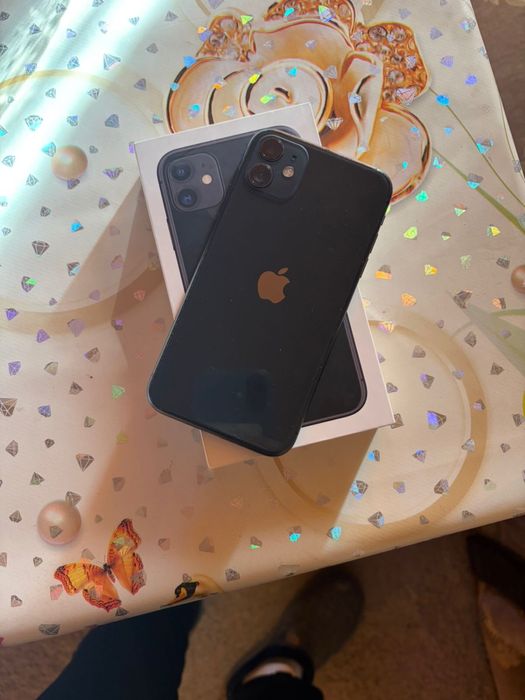 Iphone 11 продам срочно