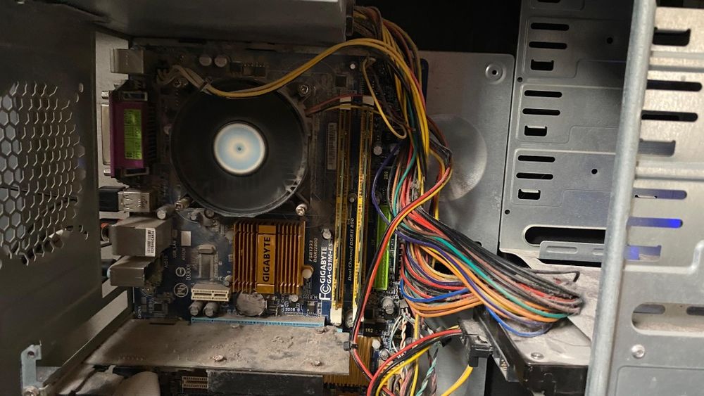 Офисный компьютер