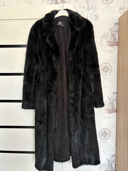 Продаем норковую шубу