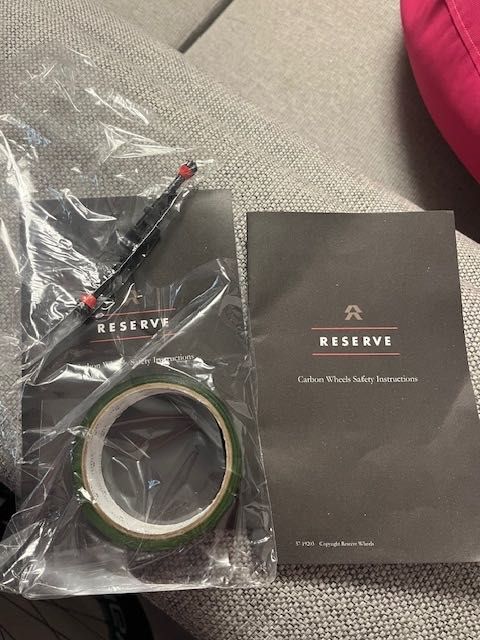 Vând Roti Carbon Reserve Gravel- Noi, in garanție