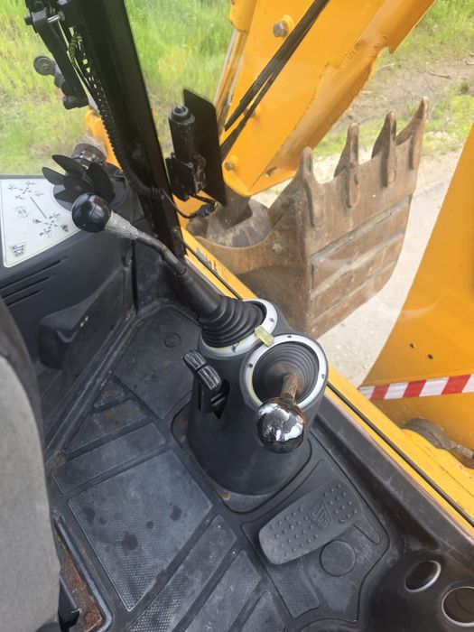 Buldoexcavator jcb 3cx