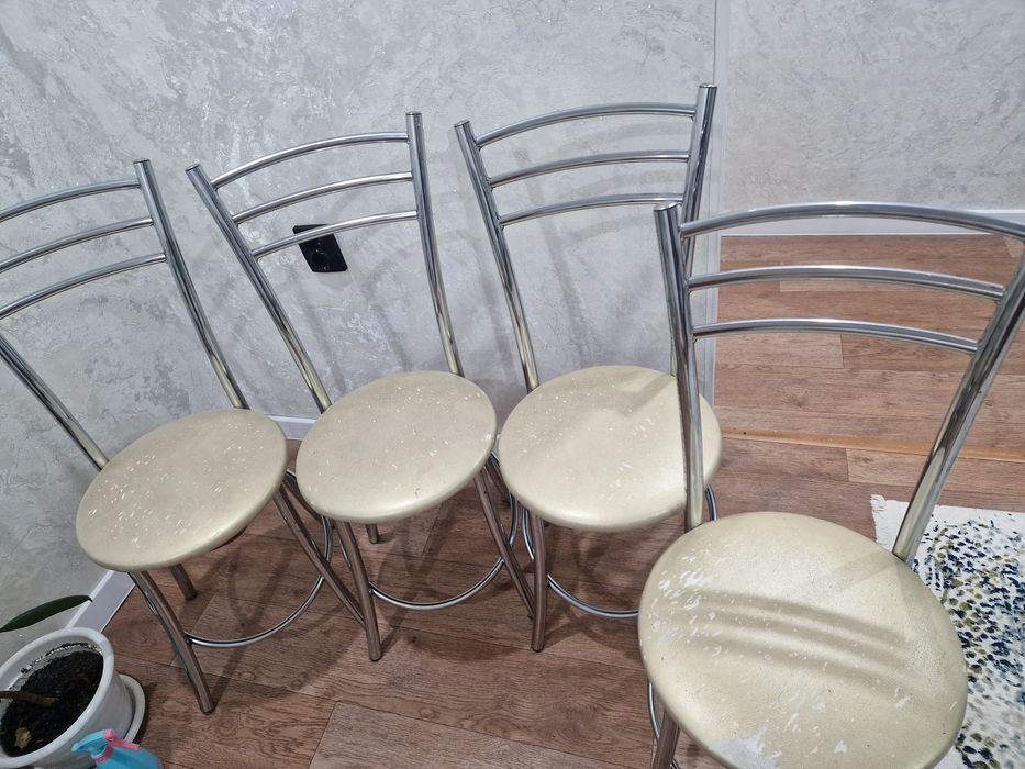 Продам Стулья,в хорошем состоянии