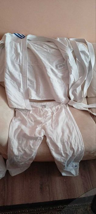 2 Кимона за Айкидо и Таекундо 150 и 160/170