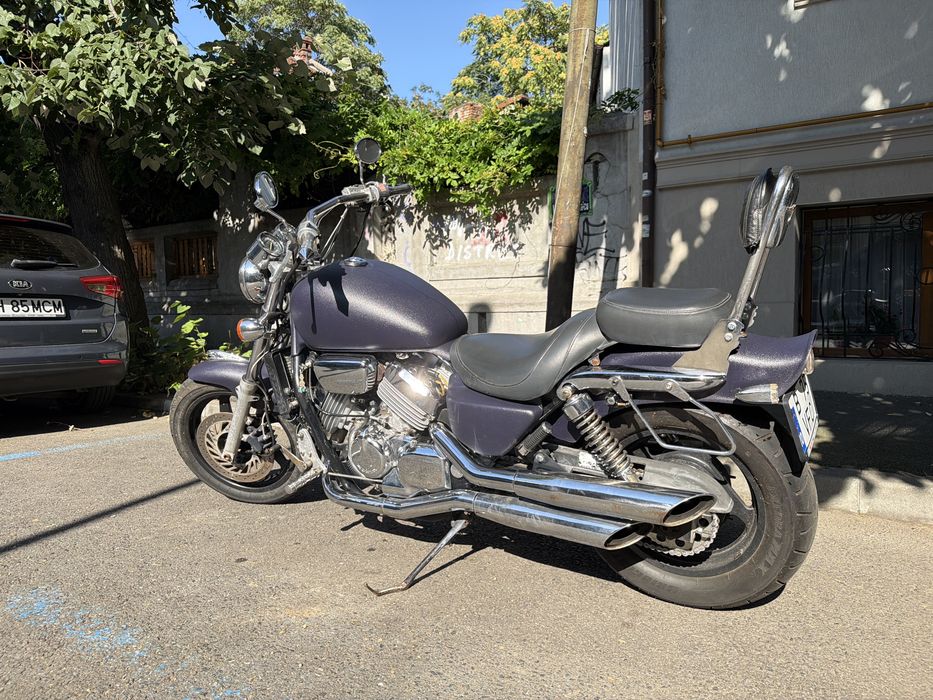 Motocicleta magna FV 750 custom