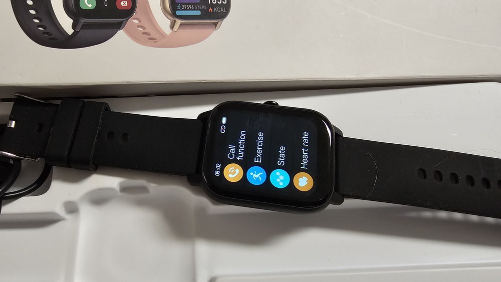 Смарт часовник/фитнес гривна