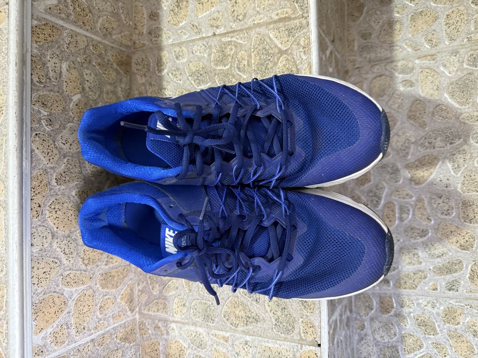 Маратонки Наик 44 номер