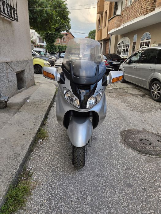 Suzuki burgman 650