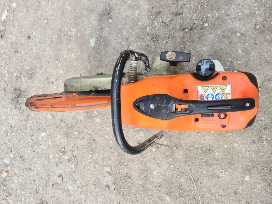 Drujbă de debitat beton. Model TS 410AV