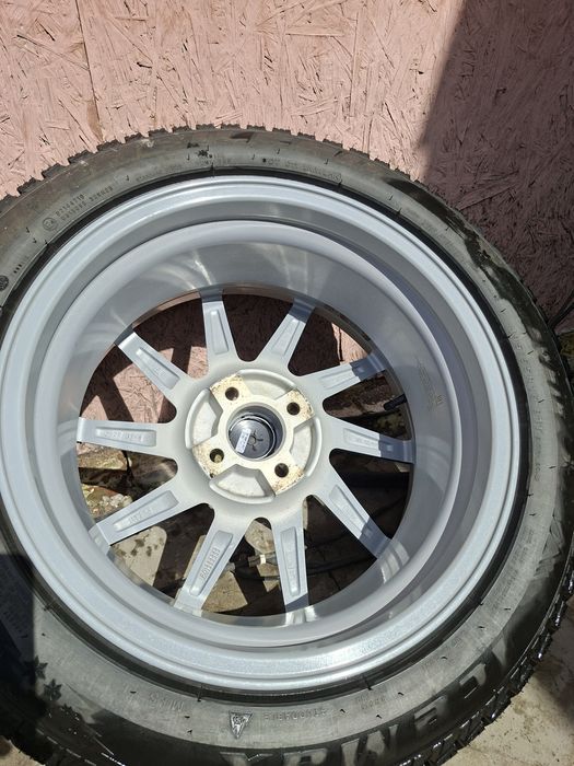 Продам диски с резиной