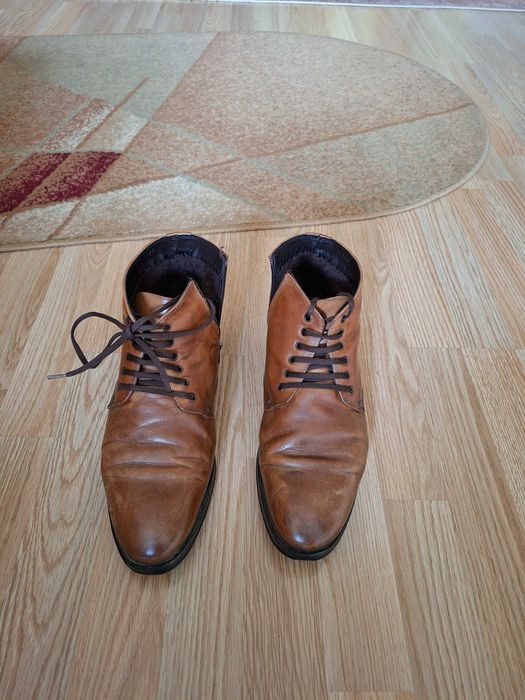 Черни кожени зимни боти