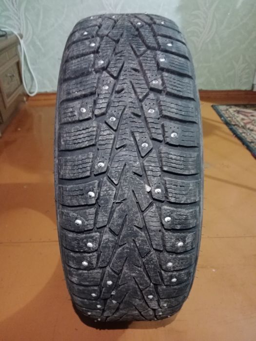 185/60/15 Nokian Hakkapelite 7