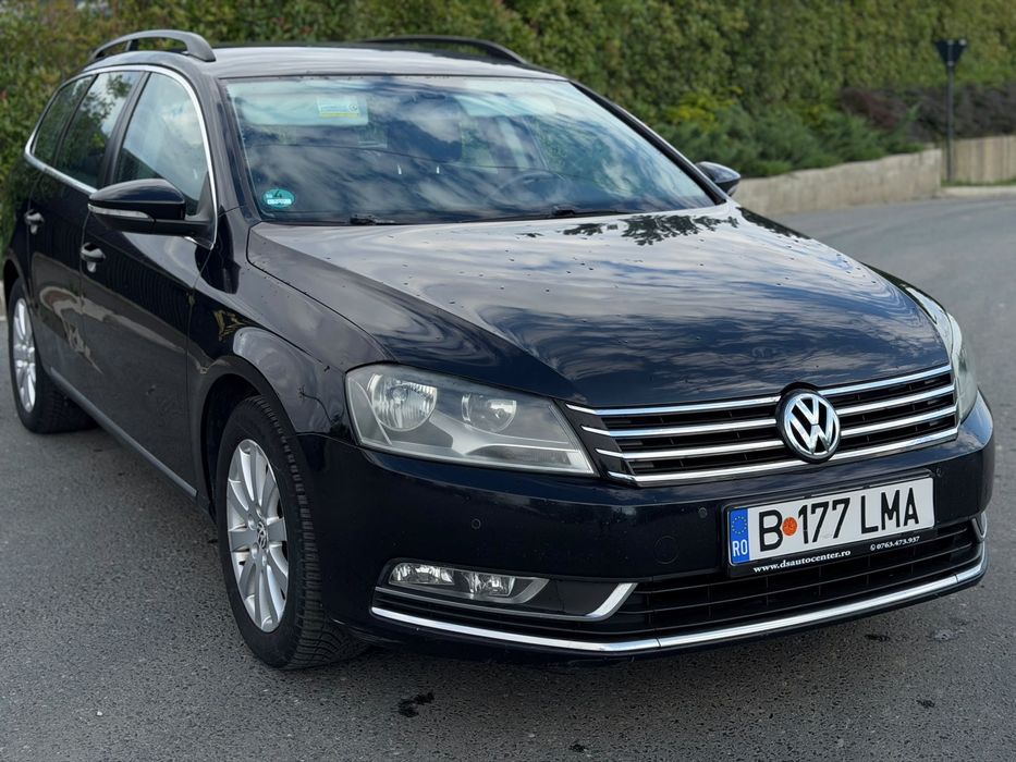 VOLKSWAGEN Passat