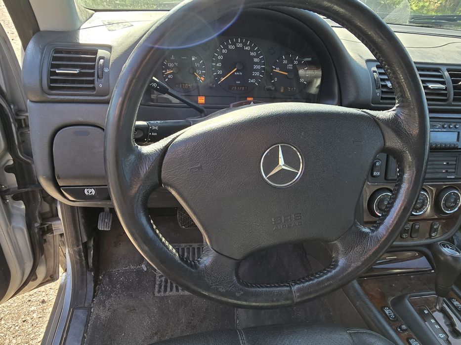 Продавам мерцедес мл 270цди 163 фейс на части