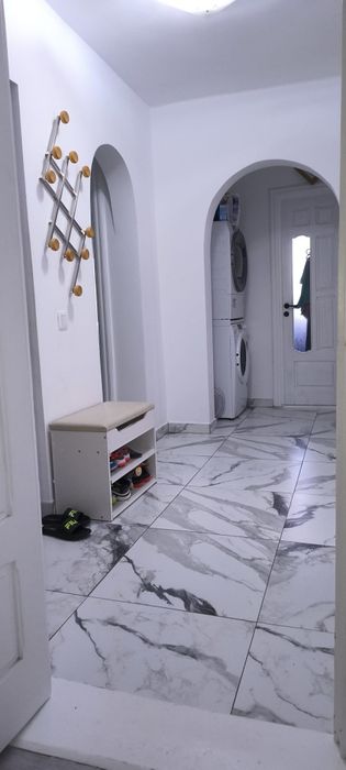 Vând apartament 3 camere