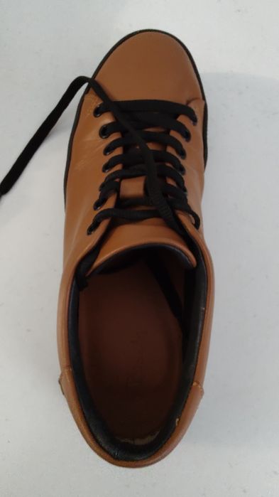 Дамски кецове...