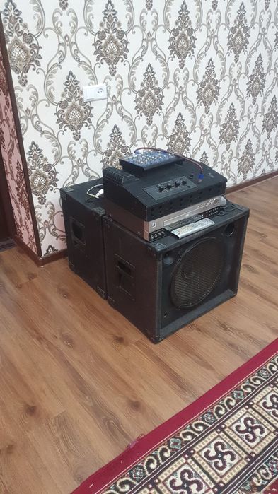 Продаются колонки в комплекте Дивиди Караоке музыкальная система