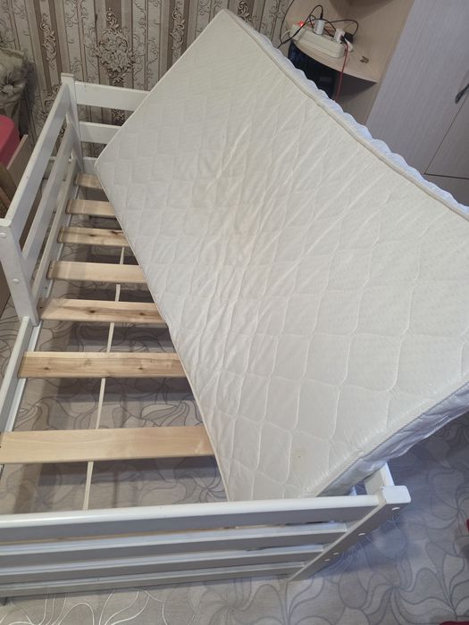 Кровать детская. Продам