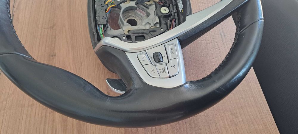 Волан BMW G11 7 Серия