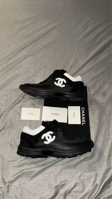 Chanel runner negru cu alb