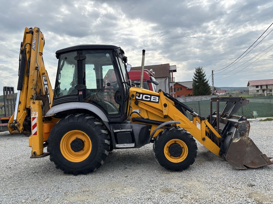 Buldoexcavator JCB 3CX 2014 / 5.100 ore / accept variante