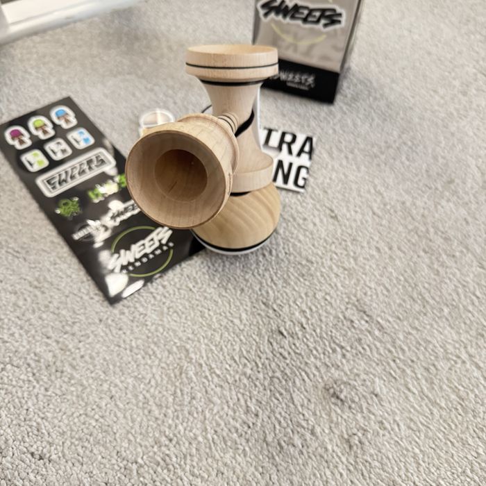 Kendama Matt Sweets Pro Model Jorgensen | Broken Shape|