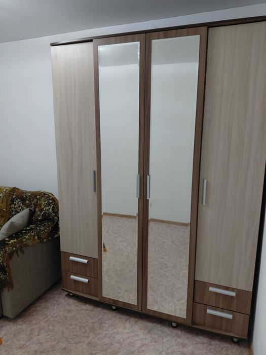 Продам шифонер в береке