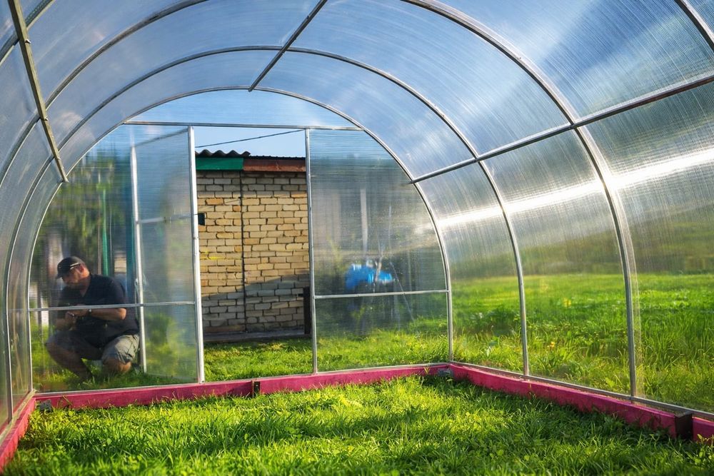 Теплицы доставка установка поликарбонат не дорого  выезд на замер